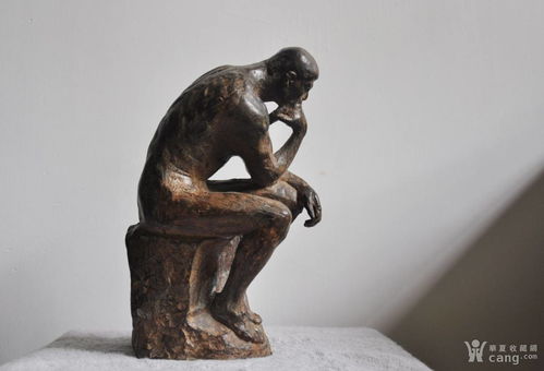 時光沉淀的藝術(shù) 手工黃銅《沉思者》雕件與石雕的永恒對話